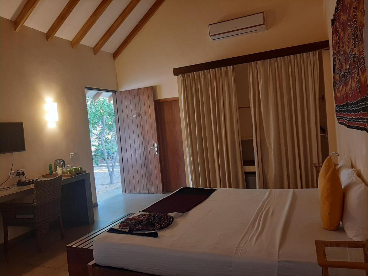 Giman Free Beach Resort Passikudah Dış mekan fotoğraf